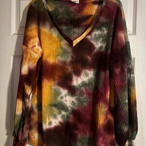 Multicolor Tie-Dye V-Neck waffle top
